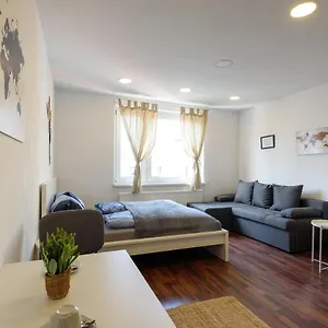 Lights - Hernals Apartamento