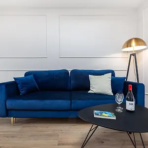 https://apartament-grzybowska-premium-by-your-freedom.warsawhotelspoland.com