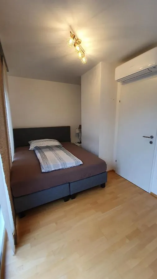 Apartment Wiener Maisonette Mit Terrasse